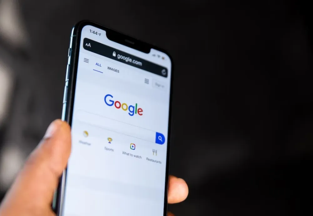 Google platio 26 milijardi da bude glavni pretraživač