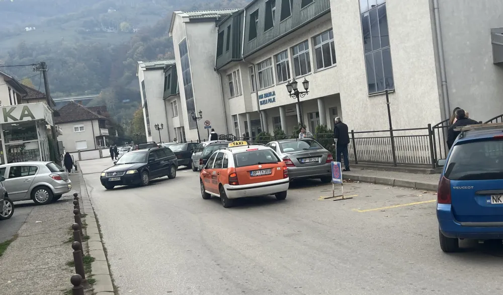 Bijelo Polje: Domu zdravlja se prići ne može od automobila