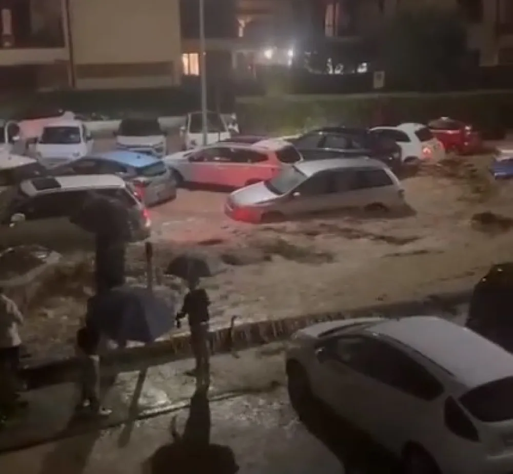 Najmanje 12 ljudi poginulo u oluji Kiaran