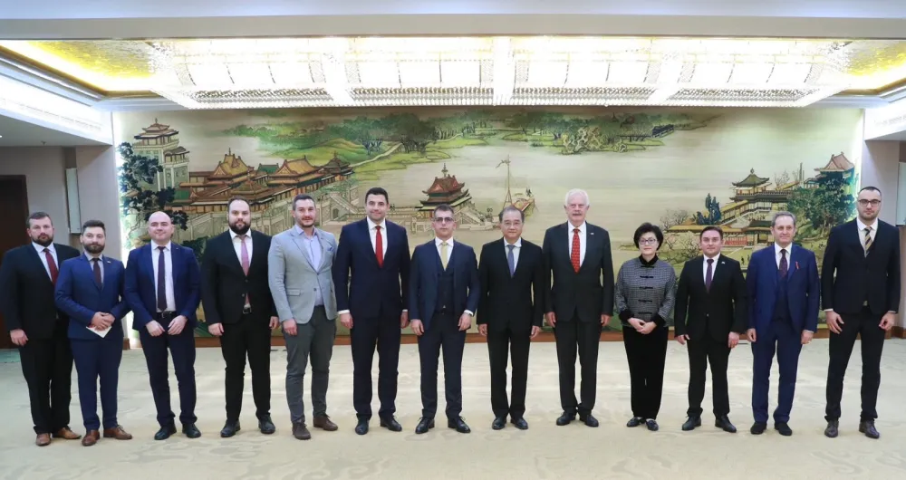 FOTO: Demokrate CG