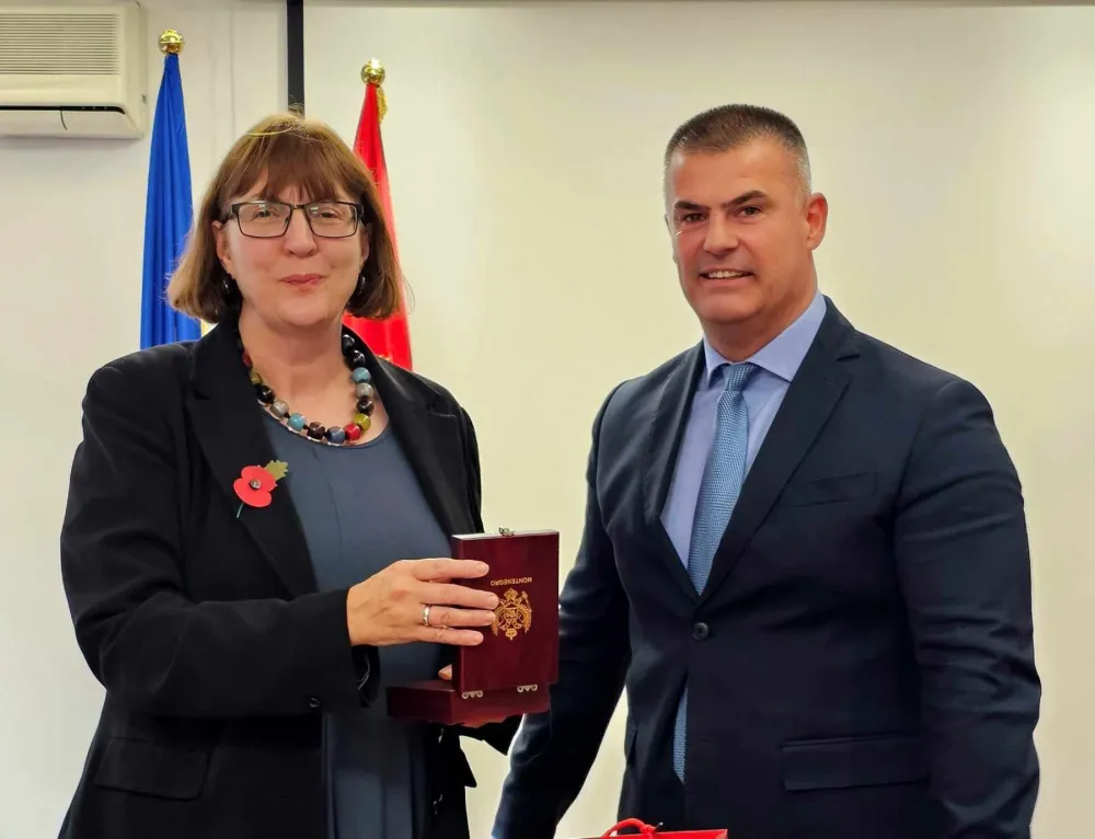 Don Meken i Bulajić