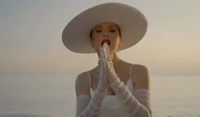 Aleksandra RAdović Ne zaklinjem se na ljubav