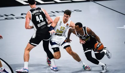 Дуел Нанелија и Биберовића