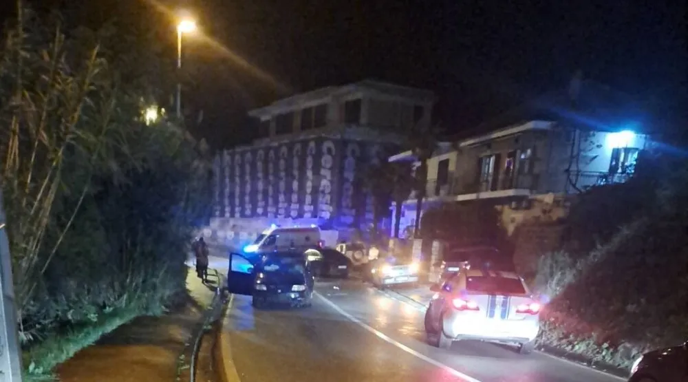 Udes na putu Kotor-Risan: Povrijeđene tri osobe