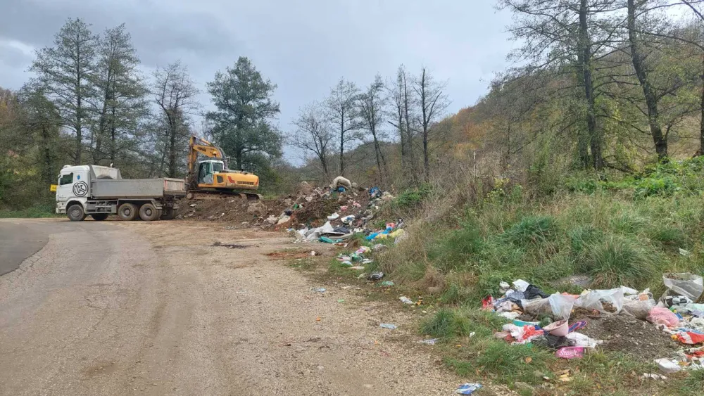 Realizovana ekolo&scaron;ka akciјa na područјU MZ Rasovo: Uklonjena deponiјa pored puta na ulazu u Boljaninu