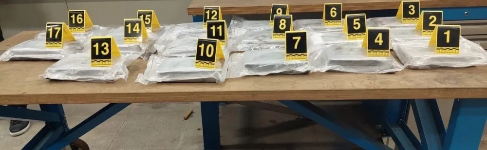 (FOTO) Na Debelom brijegu spriječen &scaron;verc 18 kilograma kokaina