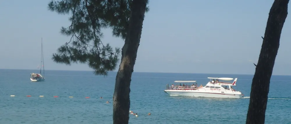 Na barskoj rivijeri 2.893 gostiju