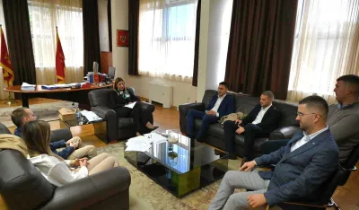 Ministarka jak&scaron;ić Stojanović sa predstavnicima Studentskog parlamenta