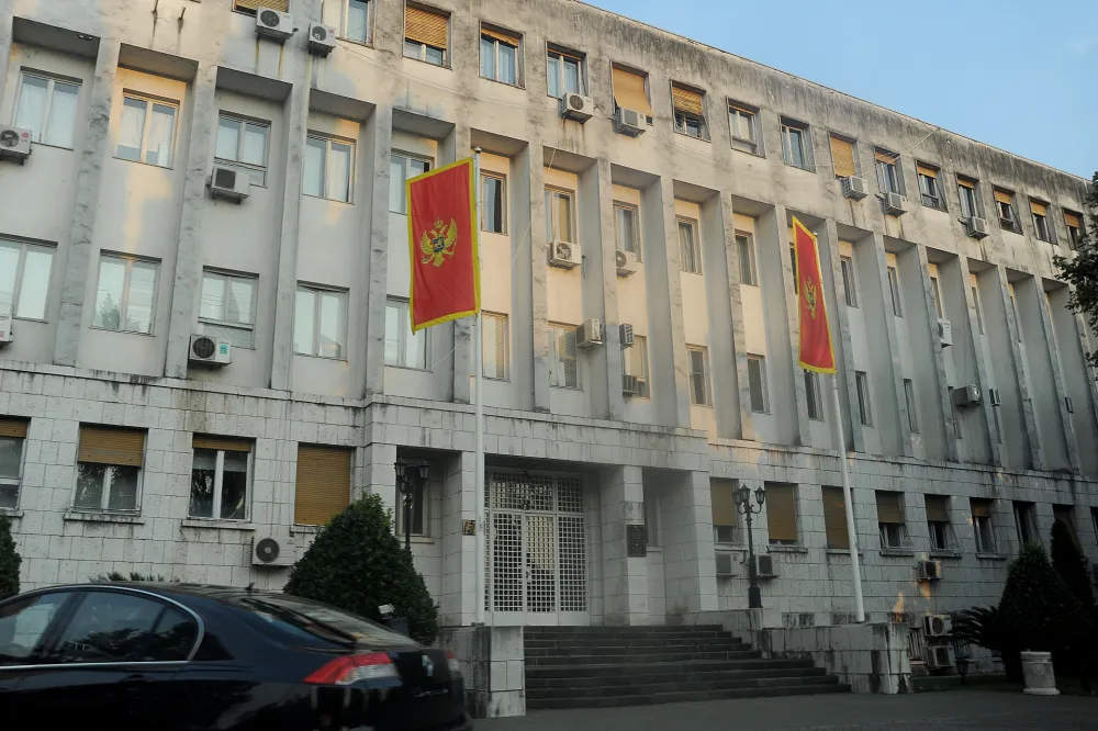 На централном нивоу ради 39.306 запослених: Зграда министарстава финансија и вањских послова (Илустрација)