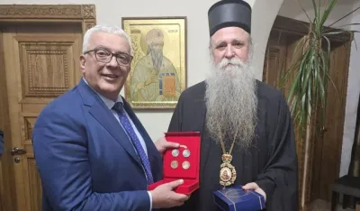Mandić i Joanikije