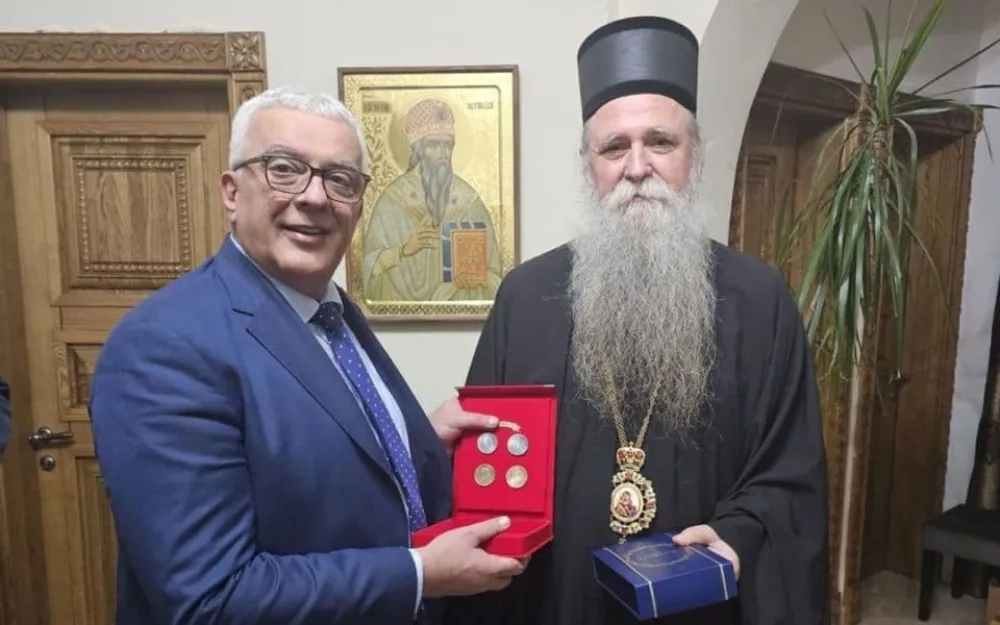 Mandić i Joanikije