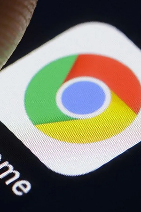Berlin, Germany - February 26: In this photo illustration the app of Google Chrome is displayed on a smartphone on February 26, 2018 in Berlin, Germany. (Photo Illustration by Thomas Trutschel/Photothek via Getty Images)