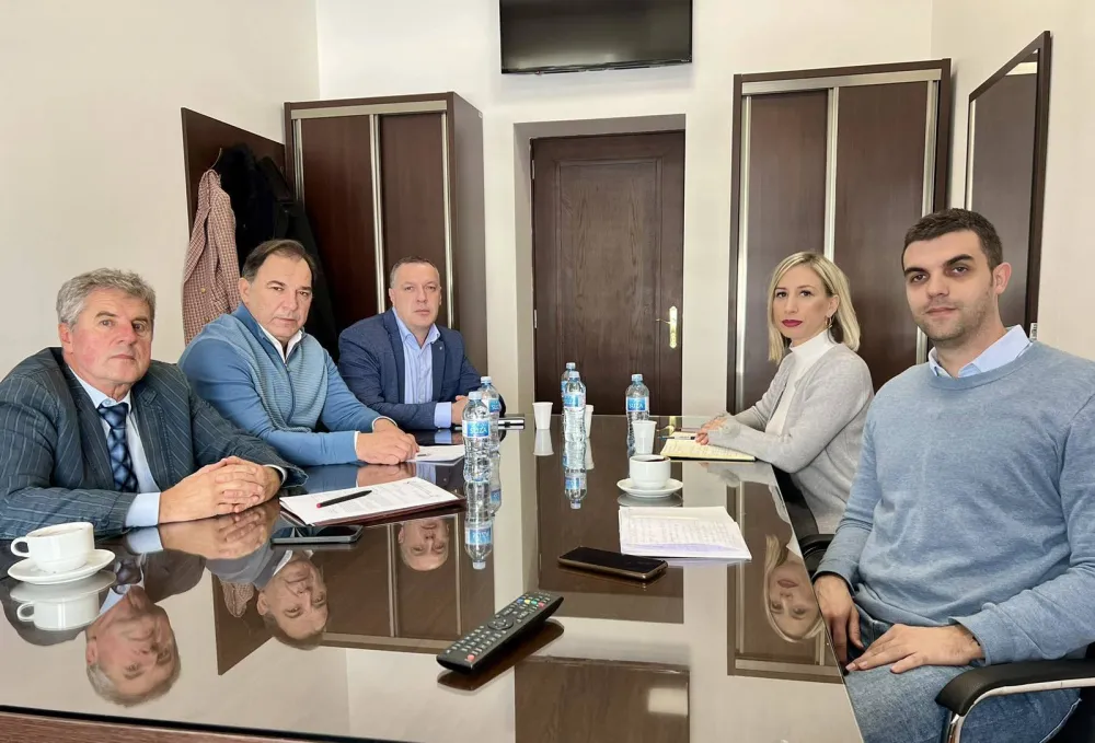 Poslanici SNP-a sa predstavnicima USSCG-a