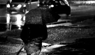 Kisa, nevrijeme, meteo, meteorologija, jesen, zima, vjetar, kisobran, kisobrani