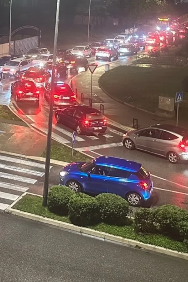 (VIDEO) "Crni petak" izazvao saobraćajni kolaps u Podgorici