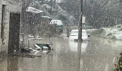 (FOTO) Nove poplave doniјele neprospavanu noć: Pavića potok ugrozio domaćinstva, kuće plivaјu u vodi