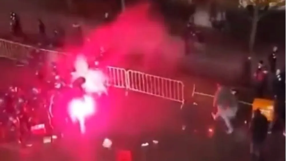 Sukob policije i navijača u Frankfurtu