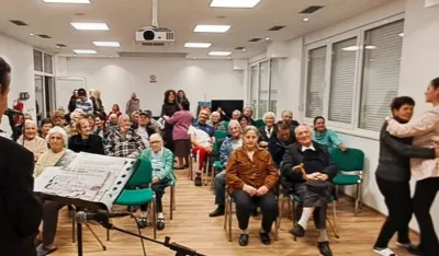 Humanitarno veče Dragana Koprivice u Domu starih Podgorica
