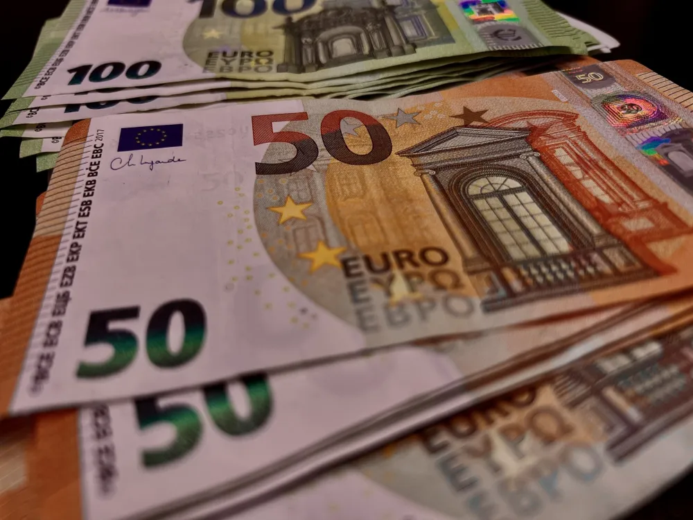 Likvidna aktiva banaka u septembru 1,76 milijardi eura