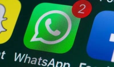 WhatsApp a