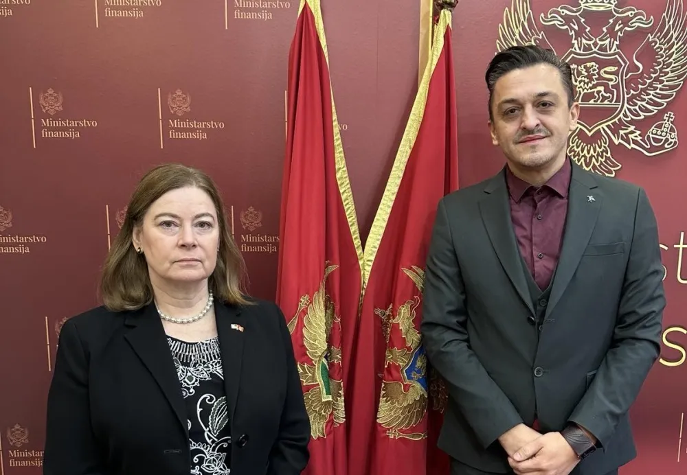 Novica Vuković i Džudi Rajzing Rajnke