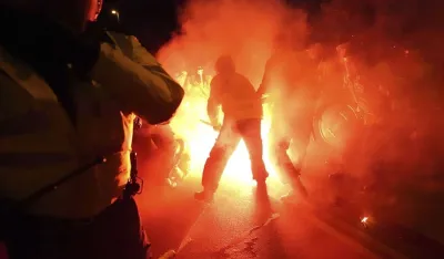 Tri policajca povrijeđena u napadu poljskih navijača