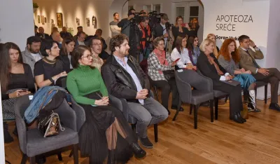 Publika večeras u Kuslevovoj kući