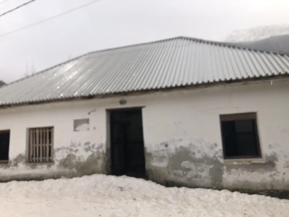 Ni promjenom vlasti nije promijenjen odnos prema biv&scaron;im vojnim objektima: Karaule pretvorene u ru&scaron;evine