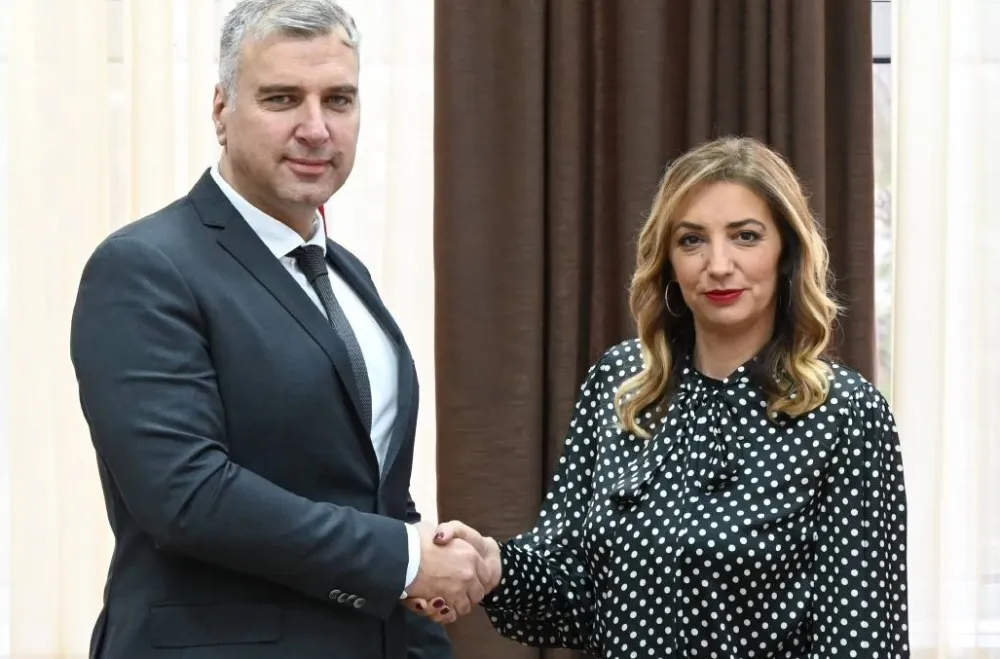 Jak&scaron;ić Stojanović i Jukić