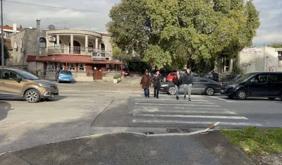 Crna saobraćaјna tačka po sredini Ulice 13. јula: &Scaron;ire asfaltni usporivač i &bdquo;zebru&rdquo;