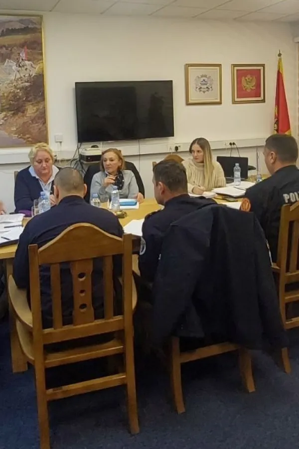 Ko od ugostitelja ne po&scaron;tuјe radno vriјeme, radiće kraće