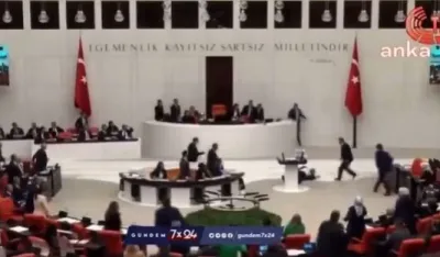 Turski poslanik nakon kletve doživio srčani udar
