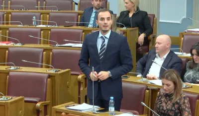 Milo&scaron; Konatar