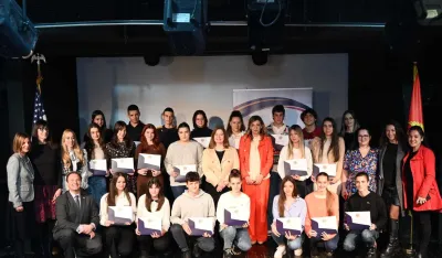 dvogodi&scaron;nji Accesss Microscholarship program&nbsp;učenja engleskog jezika