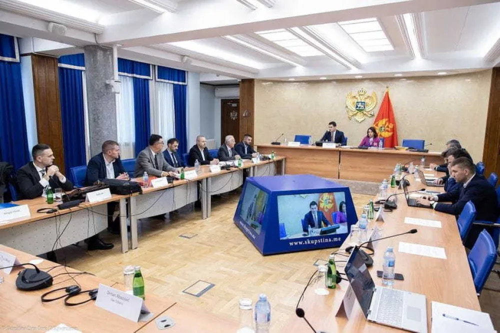 odbor za politički sistem, pravosuđe i upravu