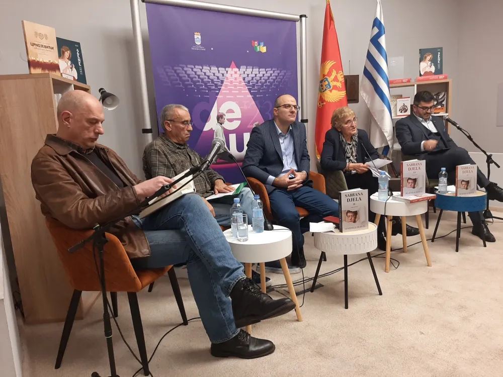 Prepisivao pјesme iz sopstvenog krvotoka