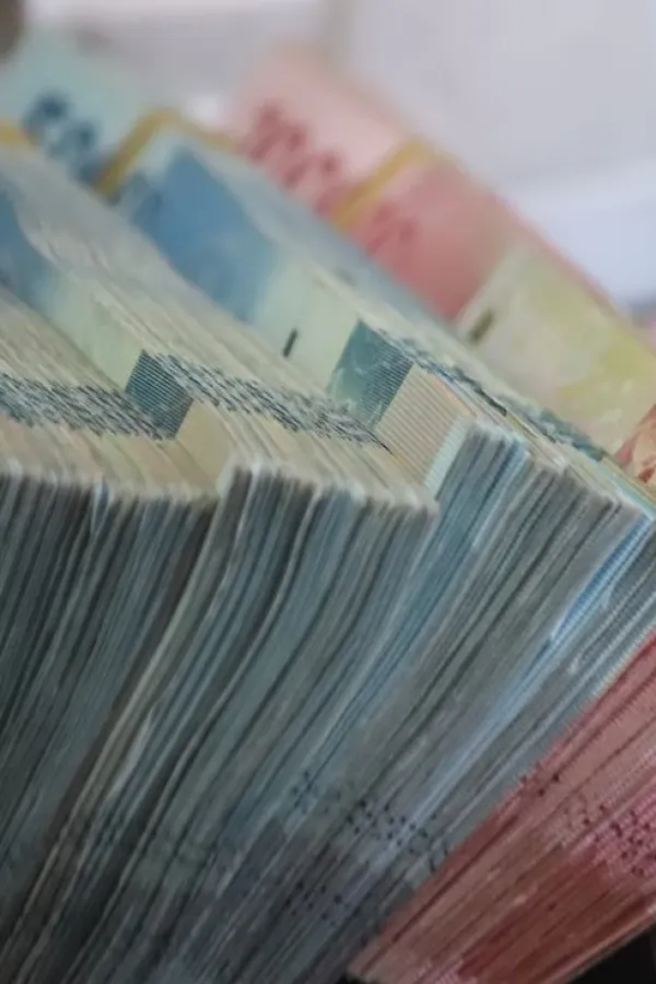 Photo by Mufid Majnun on Unsplash