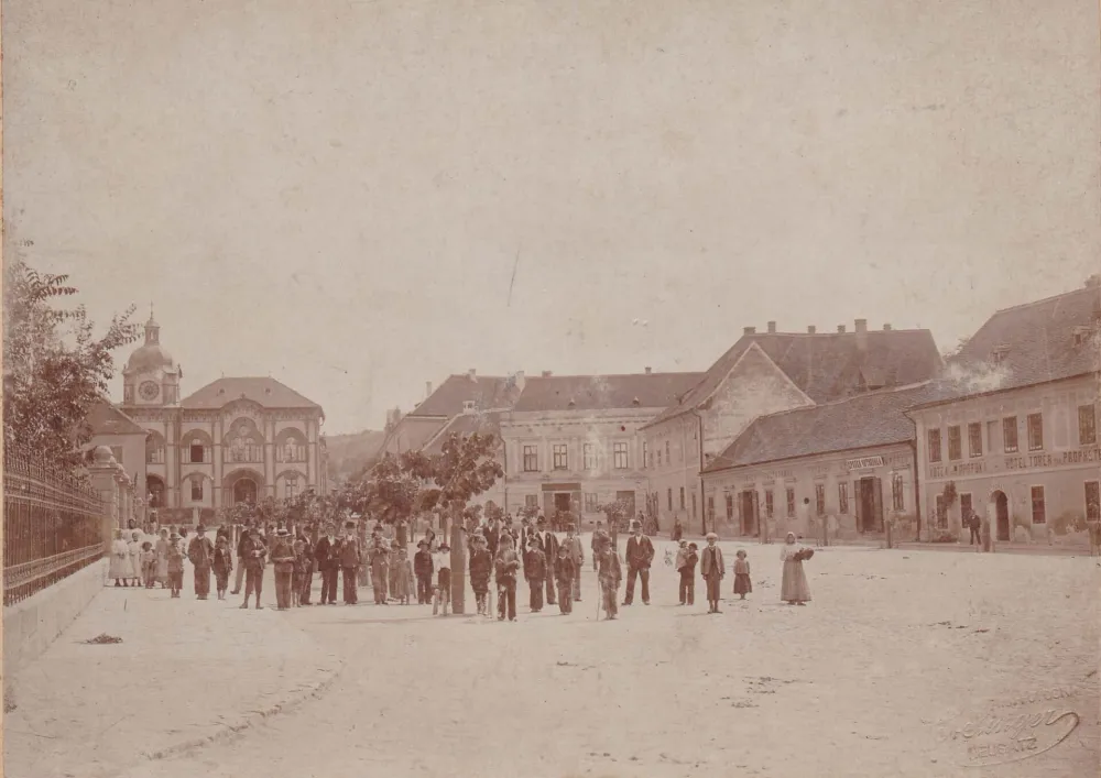 "Oni su živeli ovde&rdquo; (5): Karlovce pohodile i carske glave