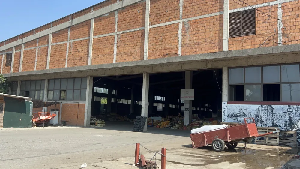 "Plodovi" raskinuli ugovor o zakupu za Kamionsku pijacu: Tržnice i piјace do 15. јanuara napu&scaron;taјu Distributivni