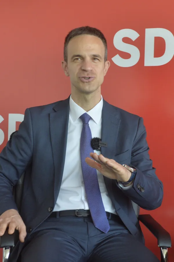 Intervju sa Borisom Mugosom, Boris Mugosa, poslanik SD Boris Mugosa