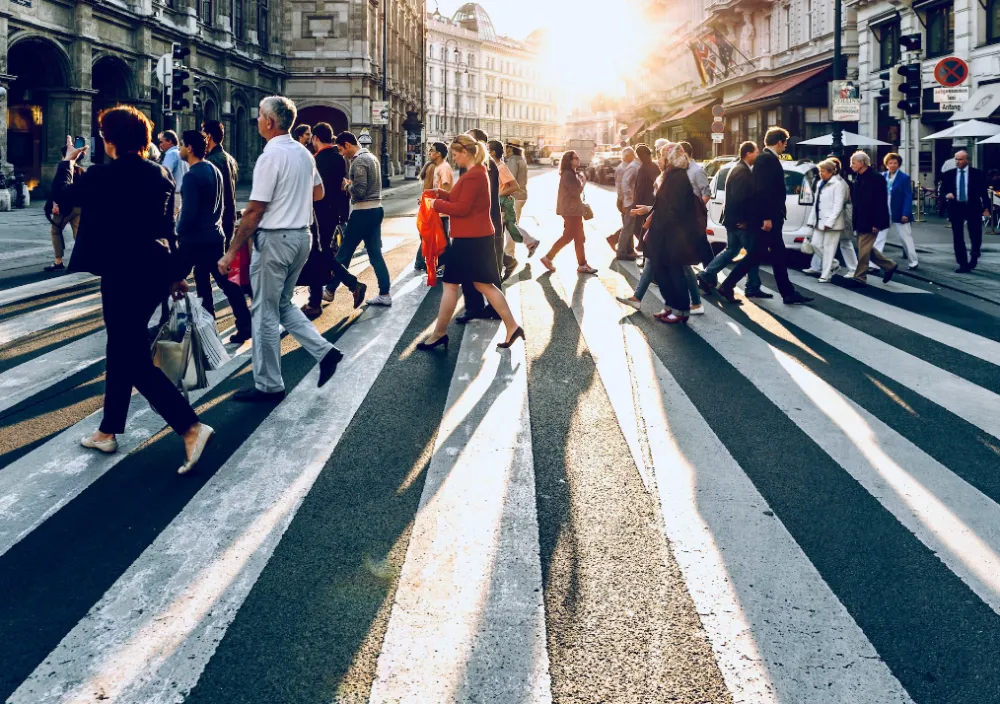 FOTO: Unsplash - Jacek Dylag<br>Available for hire- ljudi, ilustracija