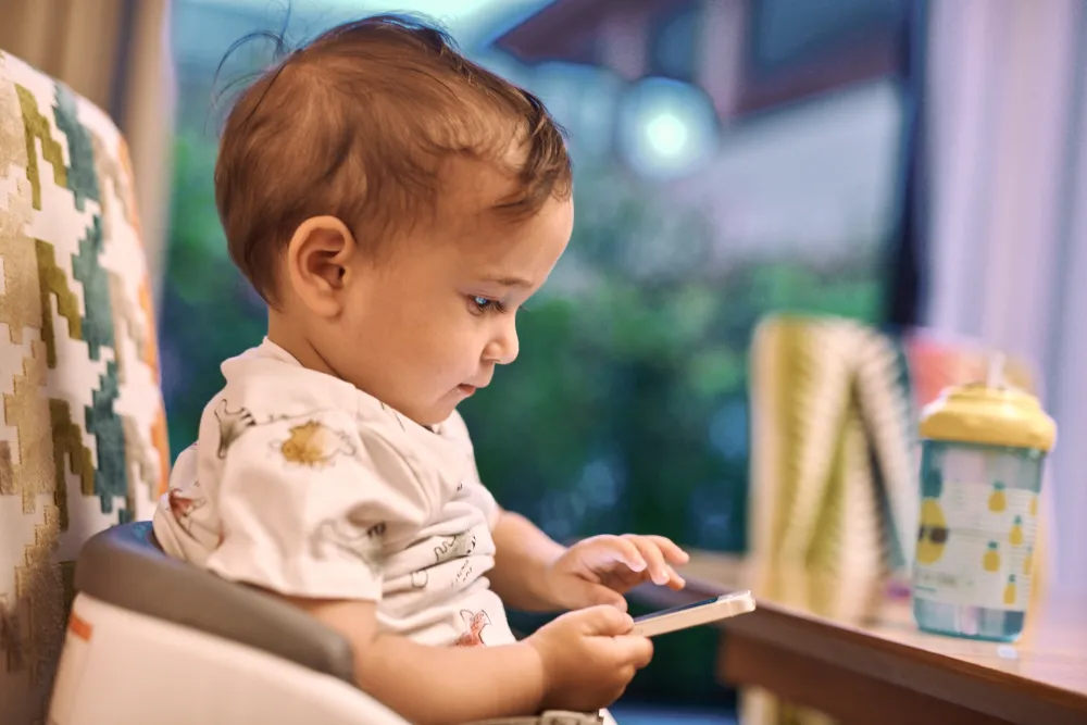 Bez ekrana do prvog rođendana