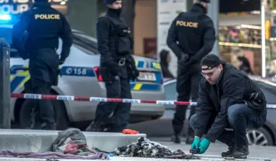 Prag, nezapamćeno masovno ubistvo (sa mjesta događaja)