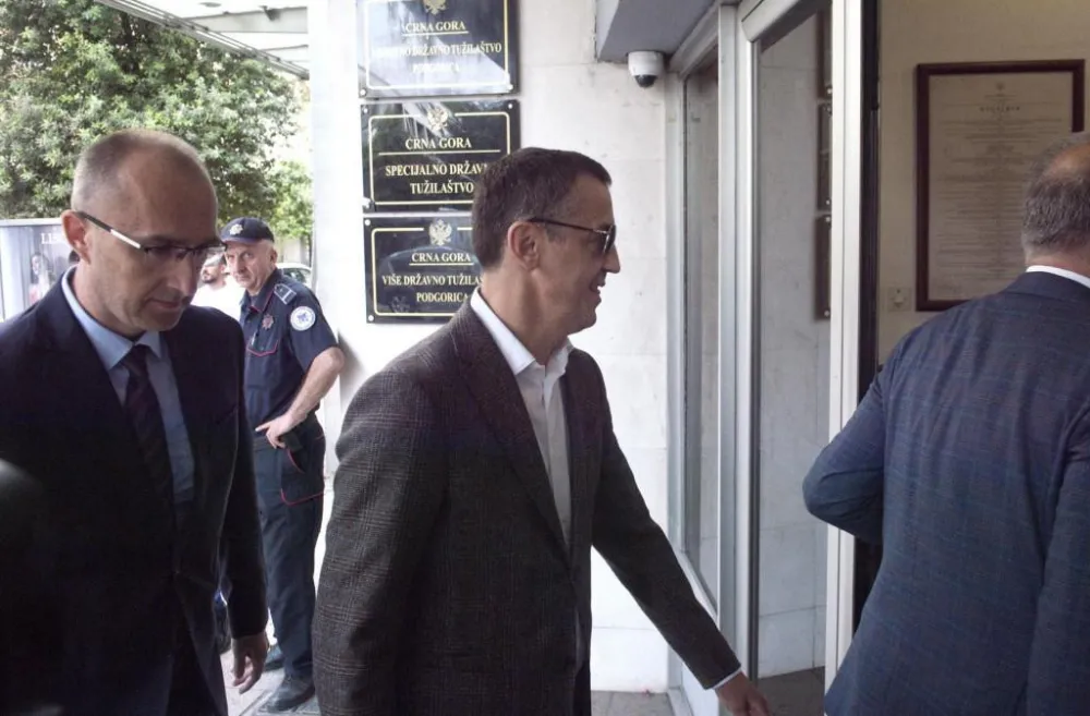 / AFERA STANOVI, SLUCAJ STANOVI, PEDJA BOSKOVIC - IVAN PETROVIC-IPE