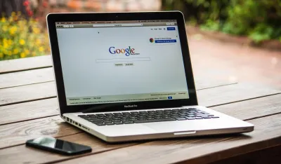 google logo