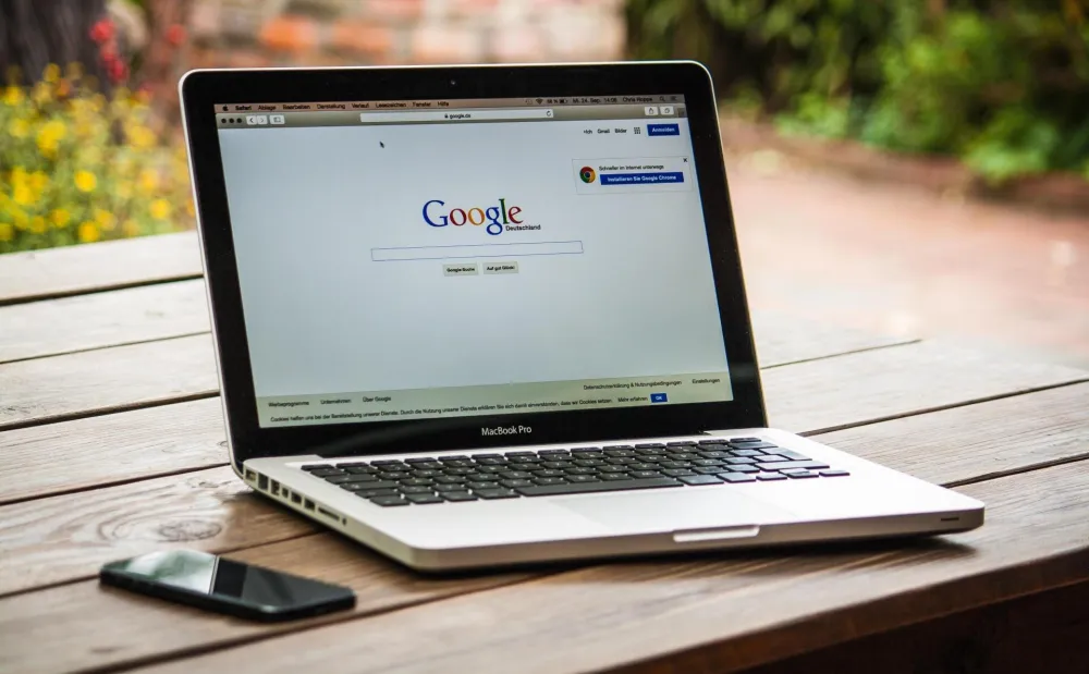 google logo