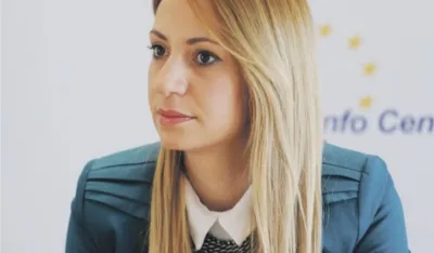 Ана Ненезић