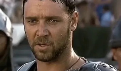 Gladijator  Rasel Krou