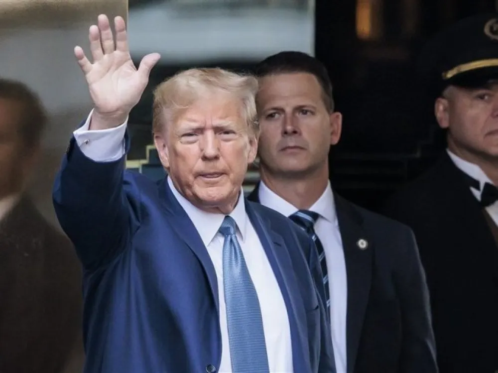 Трамп поново у судници