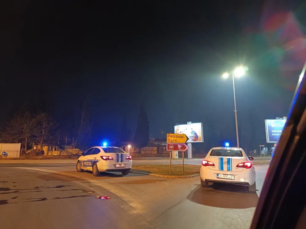 Ilustracija<br>policija, udes, saobraćajna nezgoda